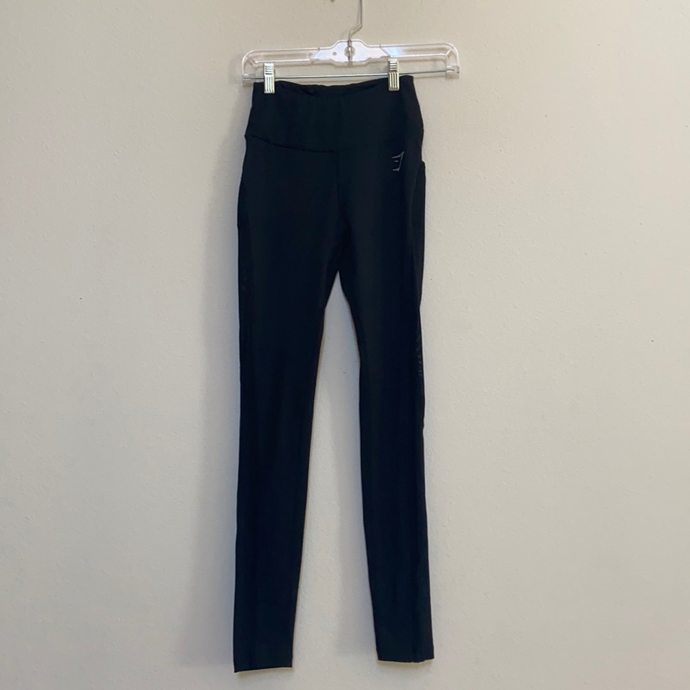 HIGH WAISTED BLACK GYMSHARK LEGGINGS SIZE XS - Picture 1 of 4